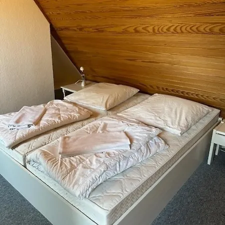 Kampweg 1 1